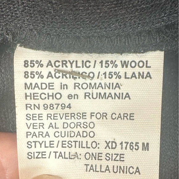 Nina Leonard Classic Black Fringe Shawl - Picture 7 of 7